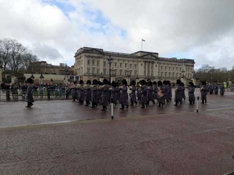 London Buckingham Palace: Changing of the Guard Walking Tour - Practical Details for a Smooth Experience