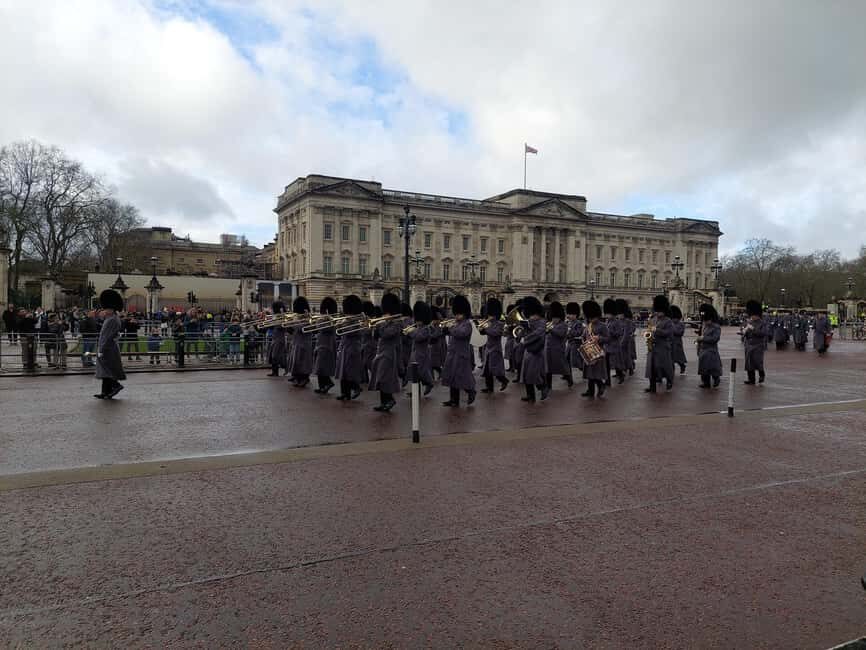 London Buckingham Palace: Changing of the Guard Walking Tour - Practical Details for a Smooth Experience
