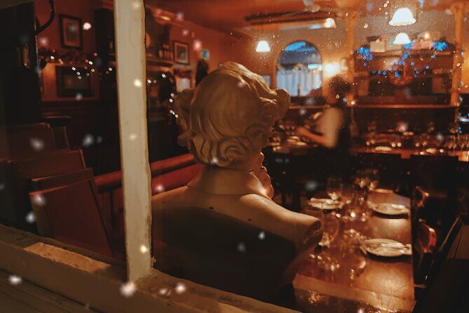 London Christmas Carol & Charles Dickens Small Group Walking Tour - What Makes This Tour Special?