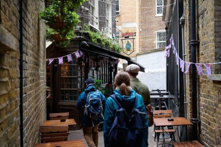 London: Historic Pubs, British Ales & Classic Dishes - Why This Tour Offers Great Value