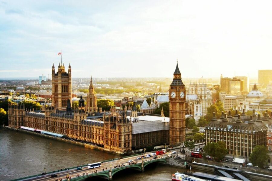 London: Houses of Parliament, Trafalgar Square & Royal Parks - Westminster & the Cenotaph