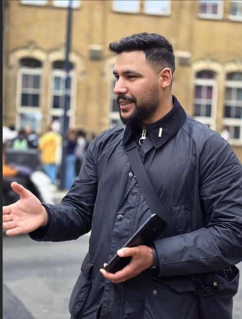 London: Jack the Ripper Tour with Historic Pub Stops - The Guides and Their Impact