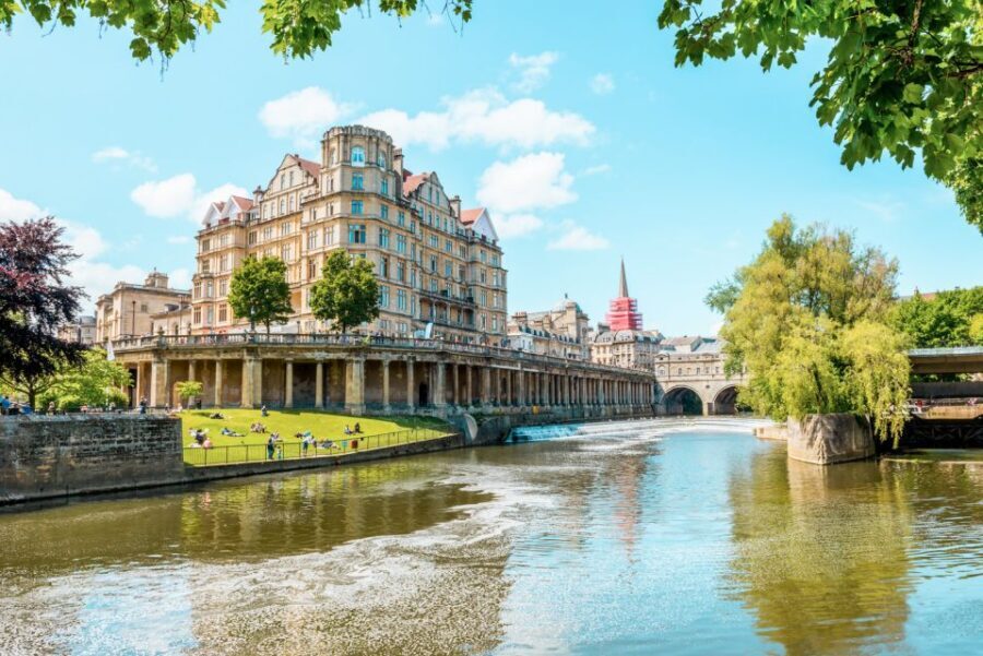 London: Stonehenge, Windsor, and Bath Day Trip by Bus - What’s Included and What You Should Consider