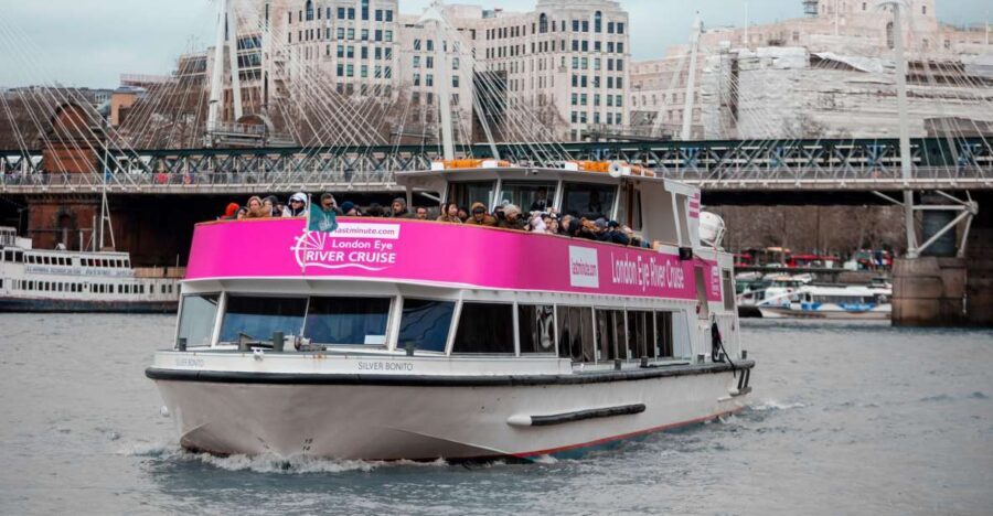 London: Thames River Cruise with Optional London Eye Ticket - The Guides: Knowledgeable and Entertaining