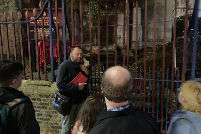 London's Ghosts & Gruesome Past Nighttime Walking Tour - Who Will Love This Tour?
