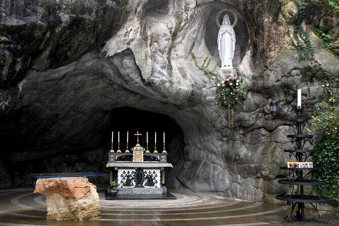 Lourdes Must-see Sites and Sanctuary Private Guided Tour - Authentic Experiences and Insights from Reviewers