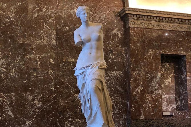 Louvre: Everything but the Mona Lisa With Reserved Entrance Time - Who Would Love This Tour?