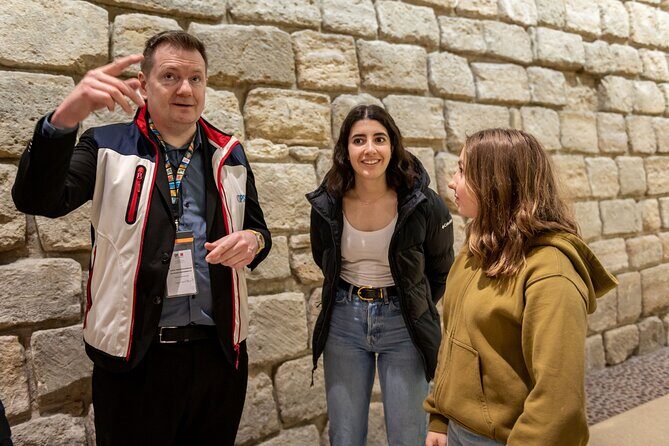 Louvre Museum : Kids-Friendly Private Tour with Entry Tickets - What Reviewers Say About Their Experience