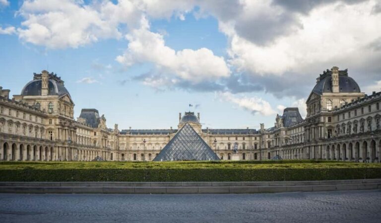 Louvre Museum Timed Entrance Ticket with Audio Guide - FAQ