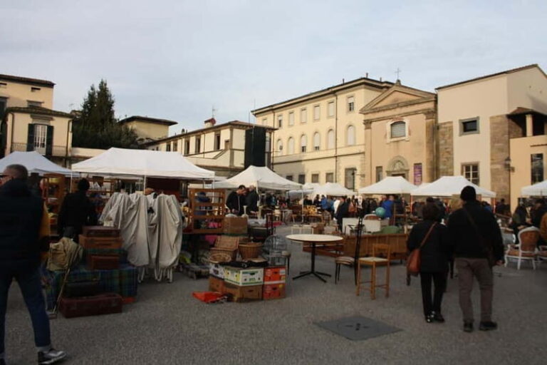 Lucca: join a 'must see' walking tour! (English) - Authentic Insights from Reviewers
