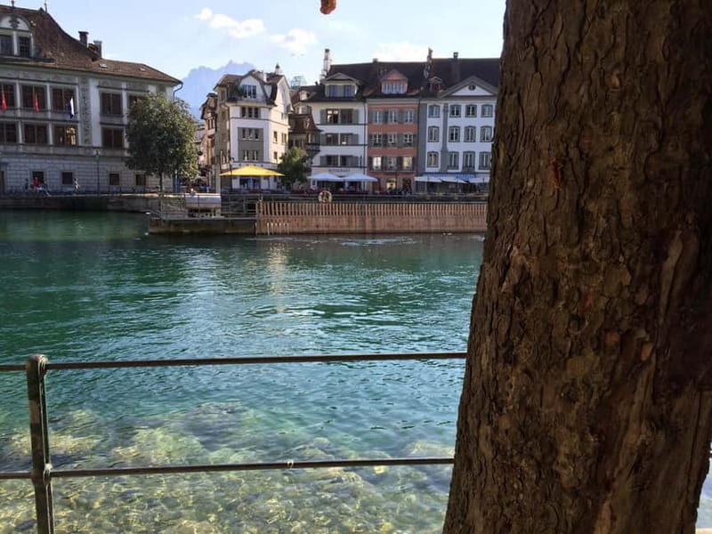 Lucerne: One-Hour Classic City Walk with Hotel Pickup - Exploring the Old Town