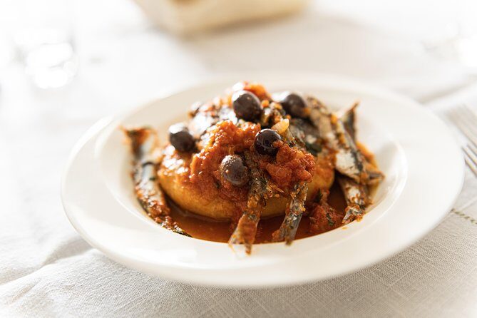 Lunch or dinner and cooking demo at a local home in Fasano - Who Should Consider This Experience?