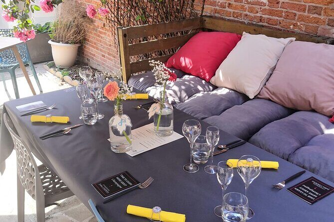 Lunch with Champagne & Ratafia champenois - Who Will Love This Experience?