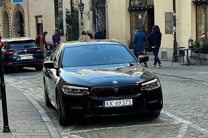 Luxury Private Transfer from Krakow to Budapest - Who Would This Experience Suit?