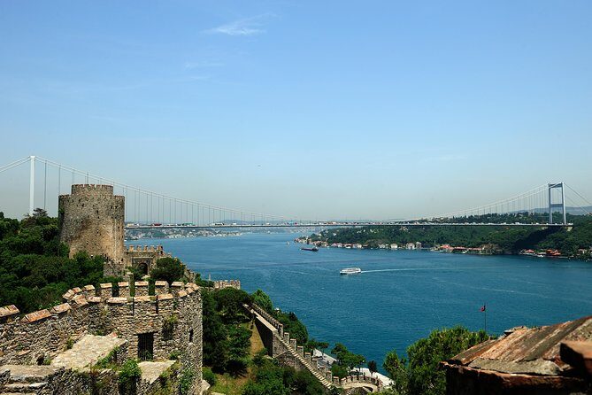 Luxury Yacht Bosphorus Cruise with Stop in Asia - Guide Included - The Value and Who Its Perfect For