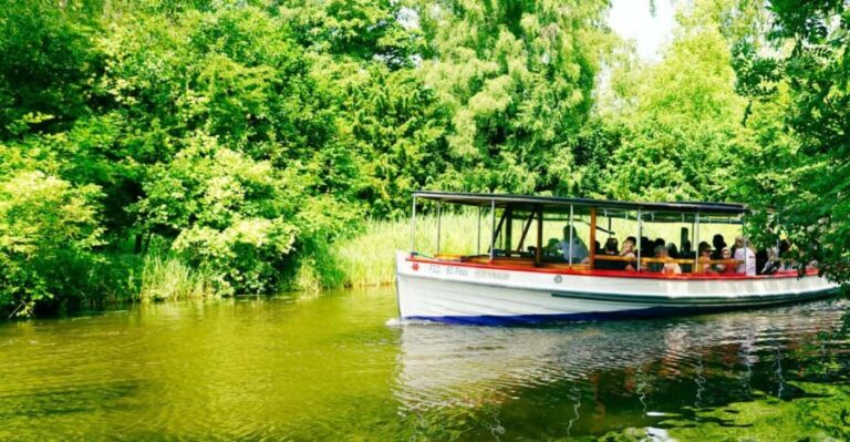 Lyngby & Bagsværd Lake: Baadfarten Boat Ride - Who Will Love This?
