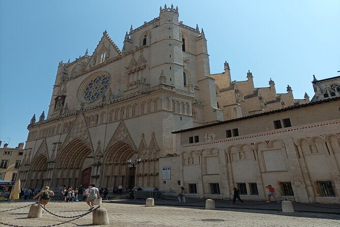 Lyon Private Guided Tour with a professional tour guide - What You Can Expect in Terms of Logistics and Value