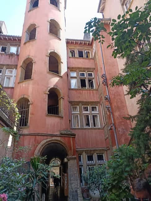 Lyon: Private Walking Tour of the City - Why This Tour Is Worth Considering