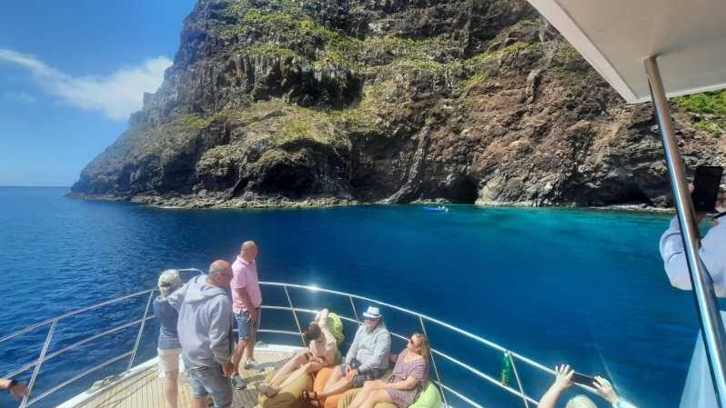 Madeira: Boat Trip with Lunch, Drinks, and Hotel Transfer - Why This Tour Works Well for Travelers