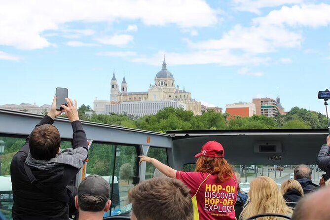 Madrid Big Bus Night Tour - Frequently Asked Questions