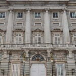 Madrid: Guided tour of the Royal Palace in French - Why This Tour Stands Out