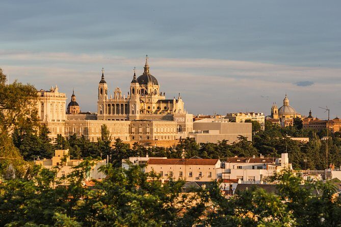 Madrid Highlights & Hidden Gems Private Tour with a Local - Exploring Madrid in Depth: What to Expect