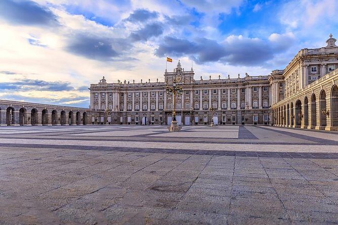 Madrid Highlights & Royal Palace Private Tour with Hotel pick up - FAQs