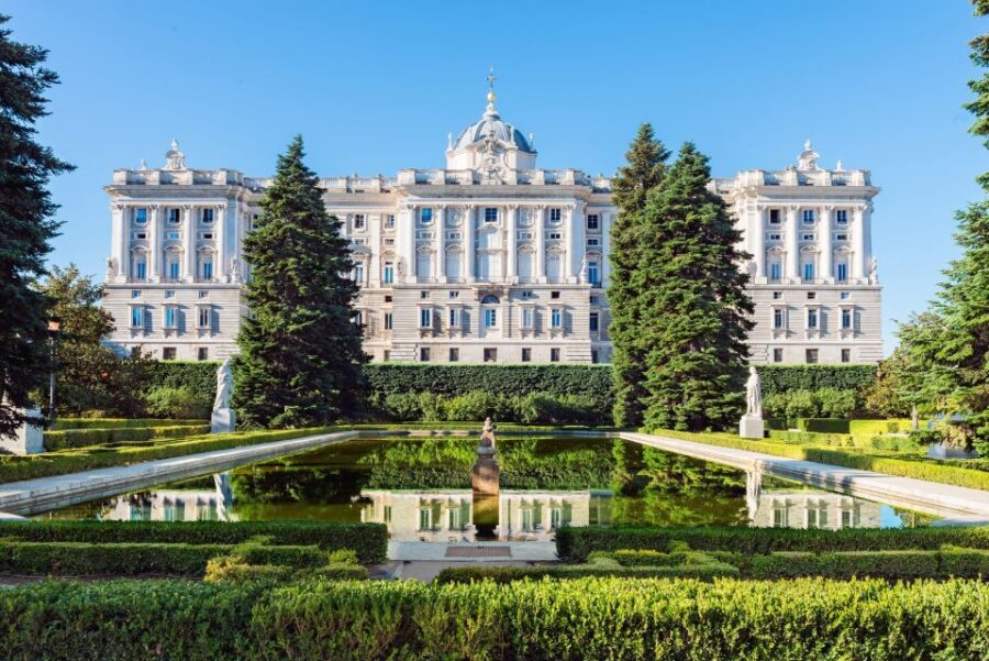 Madrid: Royal Palace Guided Tour with Entry Ticket - Detailed Breakdown of the Itinerary