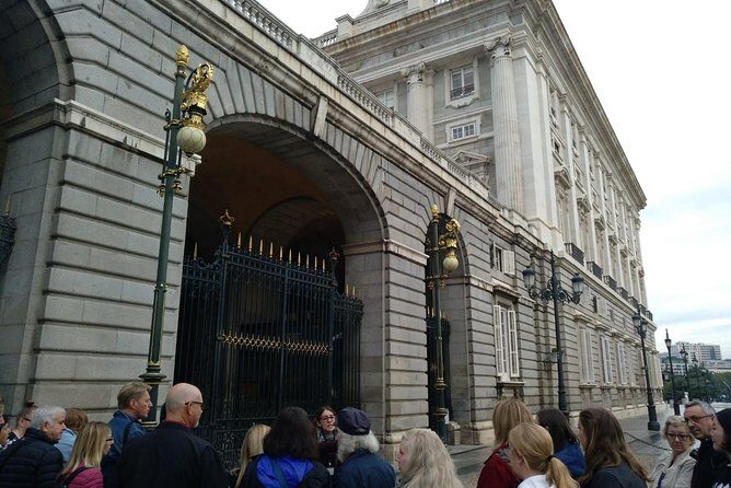 Madrid Royal Palace Private Tour with Skip-the-line Ticket - What Reviewers Say: Authentic Perspectives