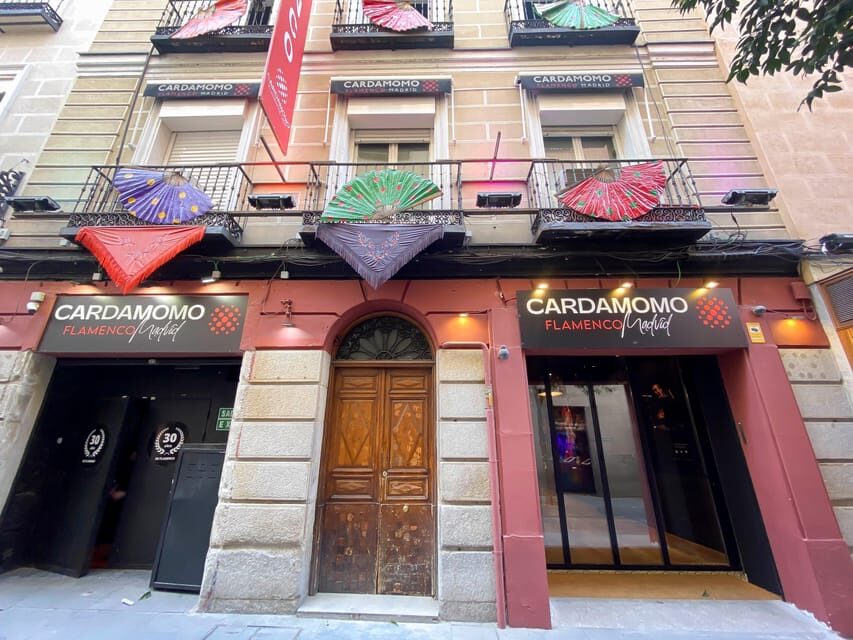 Madrid: Tablao Cardamomo Flamenco Show with 1 drink included - The Experience at Cardamomo: What to Expect