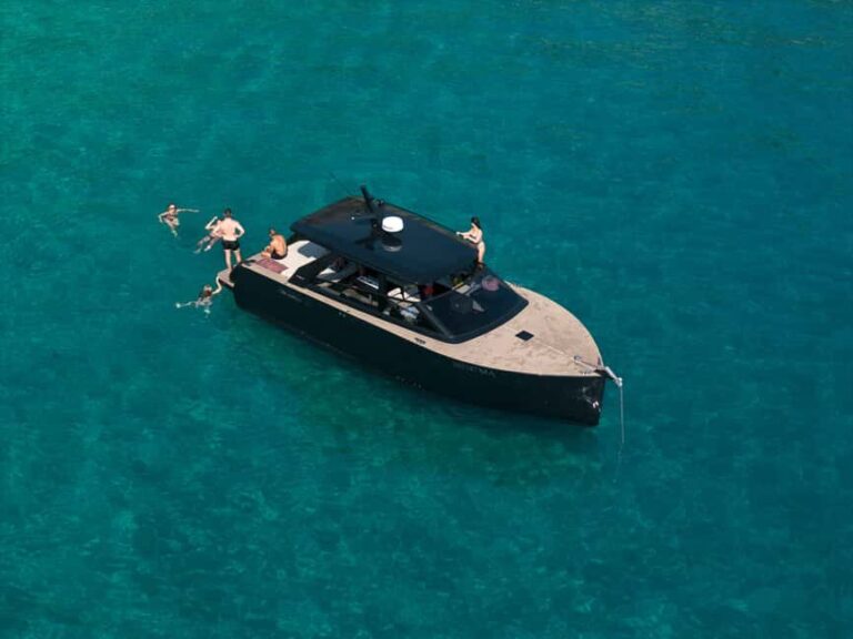 Makarska: 4 Island Luxory Speedboat Tour with Town Hvar - What Makes This Tour Stand Out?