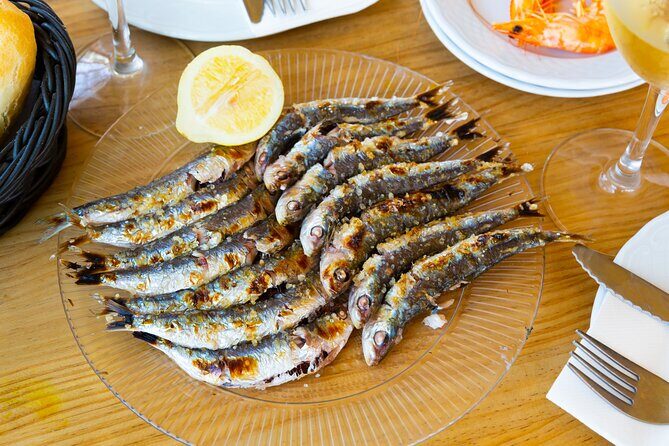 Malaga Food Tour: Tapas, Drinks and Delights with a Local - Authenticity and Highlights from Reviews