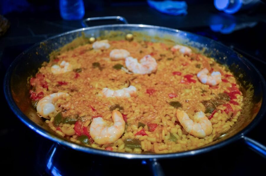 Málaga: Paella and Sangria Cooking Class with Market Visit - Practical Details and Considerations