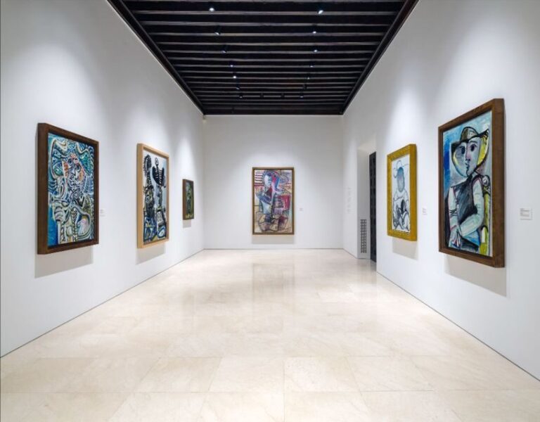 Malaga: Picasso Museum Guided Tour with Skip-the-Line Ticket - Practical Aspects and Considerations