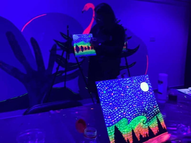 Malta: Glow-in-the-Dark Drink & Paint Experience - The Itinerary: A Breakdown of the Experience