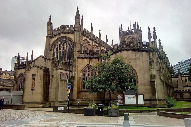 Manchester Self Guided Walking Tour - Who Will Love This Tour?