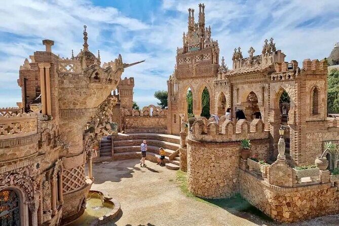 Marbella and Mijas Day Tour and Puerto Banus and Benalmadena - Practical Details and Tips