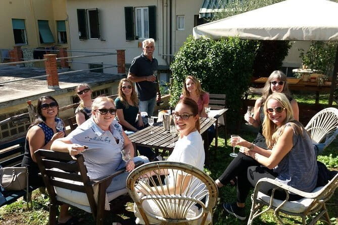 Market Tour & Traditional Tuscan cooking class in a garden - Who Should Consider This Tour?