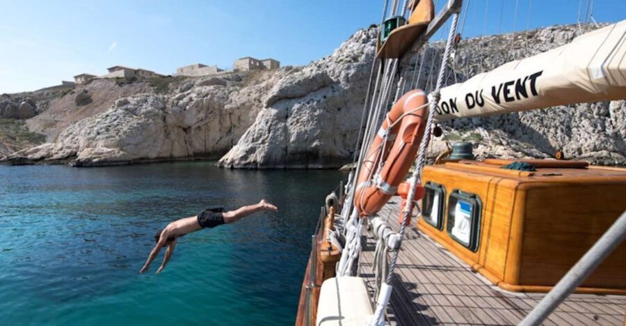 Marseille: Calanques Sailing Day Trip with Lunch and Wine - Why This Tour Stands Out