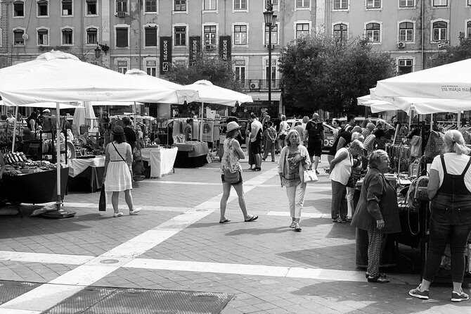 Medieval Tour 1H - The Guide and the Experience