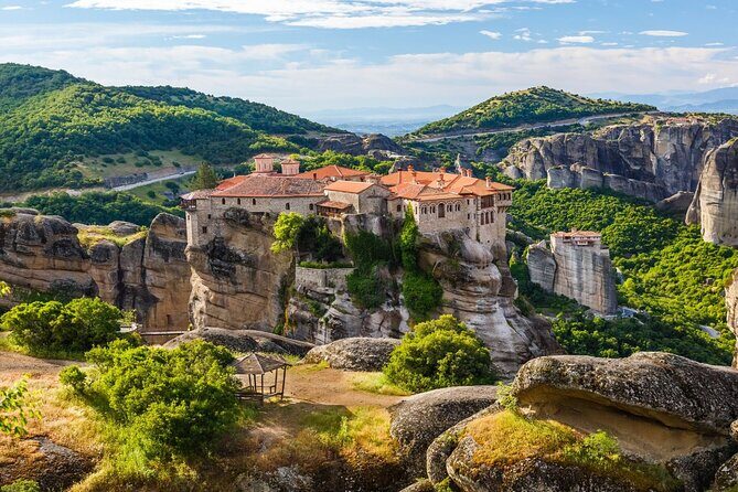 Meteora: Morning Half Day Sightseeing and Monasteries Tour - What You’ll Experience During the Tour
