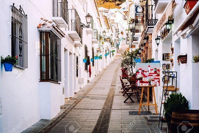 Mijas Village Private Tour from Malaga and Surrounding Areas - Who Should Book This Tour?