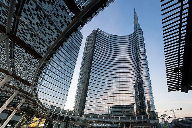 Milan Skyscrapers Guided Tour: Porta Nuova, Unicredit tower & Vertical Forest - FAQs