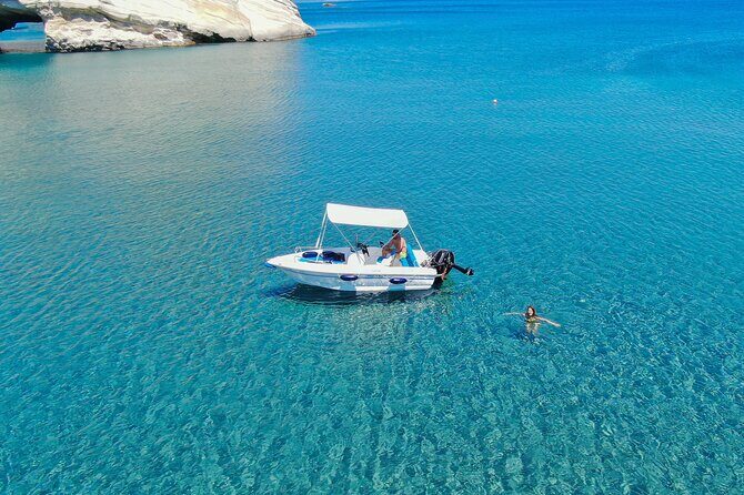Milos: Rent a boat without License - Why You Should Consider This Experience
