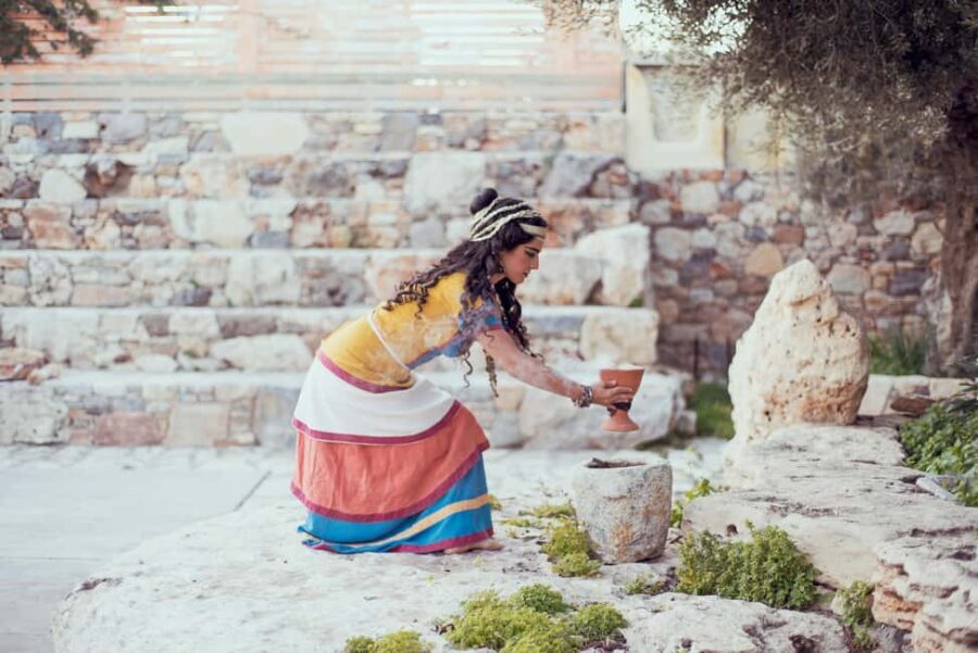 Minoan Theater - Dance Performance - Authenticity Meets Entertainment