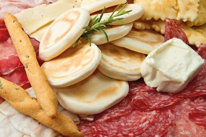 Modena Walking Tour with Audio and Written Guide by a Local - Who Will Love This Tour?