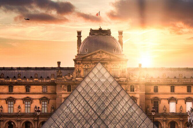 Mona Lisa and Treasures: Louvre Museum Experience 6-people Max - The Itinerary: What to Expect