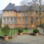 Mönchengladbach: Castles Of Niederrhein Guided Segway Tour - Following the Niers River: Nature and Relaxation