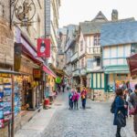 Mont Saint Michel Day Trip from Paris with English Speaking Guide - Who Should Consider This Tour?