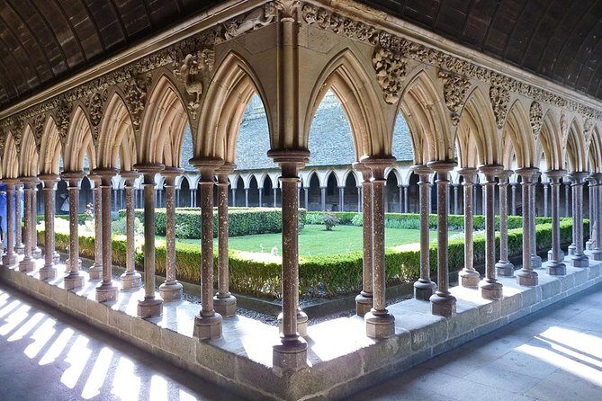 Mont St Michel Guided Day Trip from Paris in Minivan - Who Is This Tour Best For?